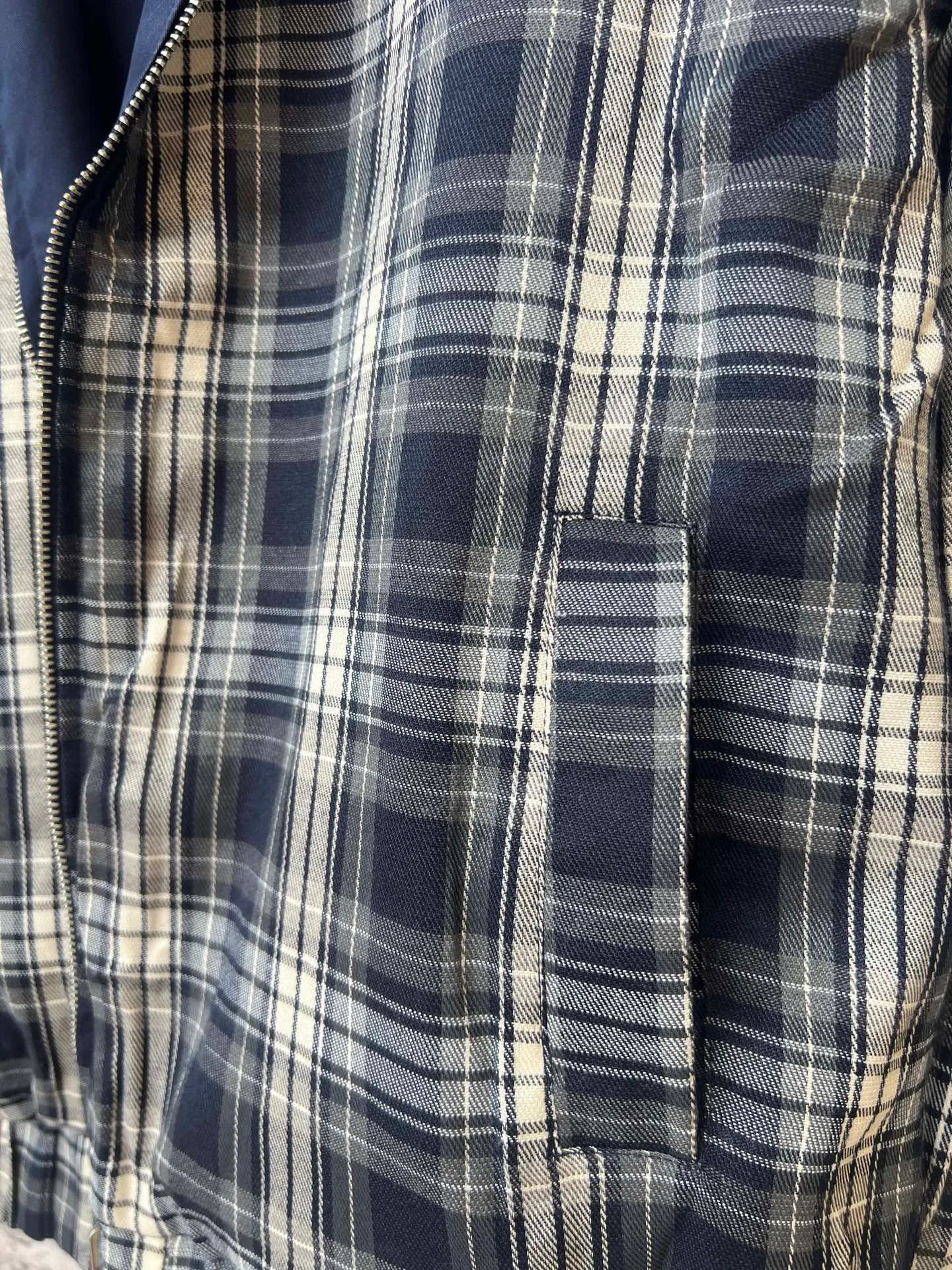 P390 Ralph Lauren autumn reversible jacket for men and women at the same price, reversible, one side is pure cotton woven, the inner plaid pattern, embroidery on both sides, and the craftsmanship details are restored